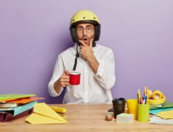 12 Kebiasaan Aneh Ini Ternyata Tanda Kamu Jenius!