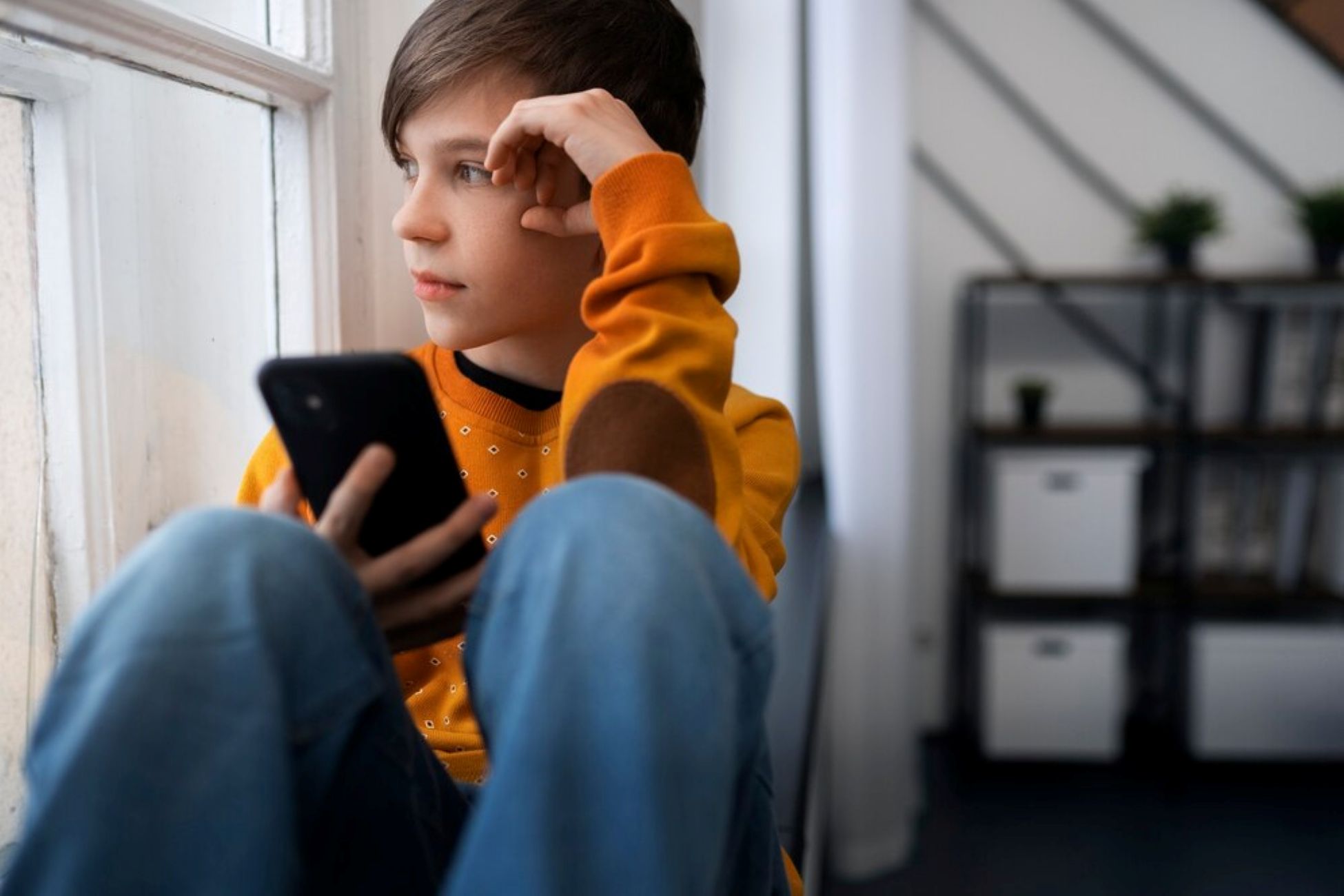 Anak Pendiam? Awas, Bisa Jadi Korban Cyberbullying!