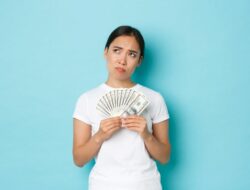 Tolak Teman Pinjam Uang? Tegas Tidak Sama dengan Kejam!