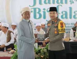 Halal Bihalal di Ponpes Manhalul Ma’arif, Kapolres Loteng Sumbang Al-quran Dan Semen.