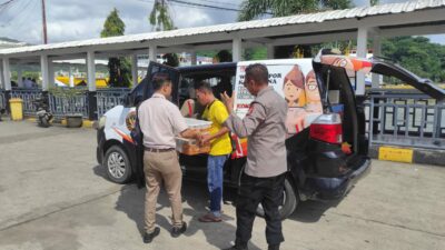 Ratusan Burung Ilegal Gagal Diselundupkan ke Bali di Pelabuhan Lembar