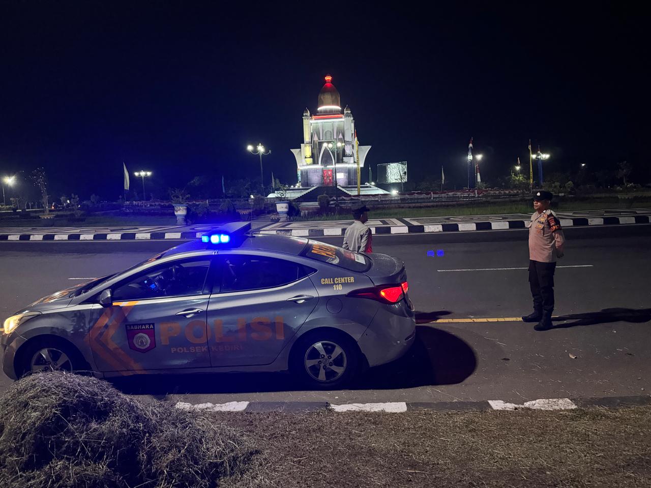 Polsek Kediri Intensifkan Patroli Malam ‘Blue Light’ Jalur Berpotensi Rawan di Lombok Barat