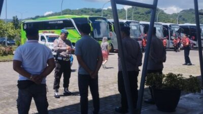 Viking Orion Sandar di Lombok: Ratusan Wisatawan Nikmati Eksotisme Pulau Seribu Masjid