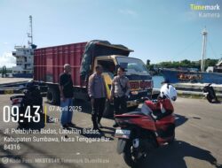 Cegah Aksi Premanisme, Polsek Labuhan Badas Laksanakan Patroli di Pelabuhan Badas