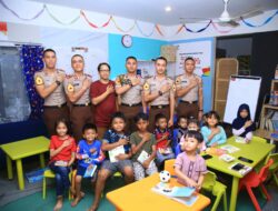 Kepedulian Taruna Akpol : Mengajarkan Calistung Hingga Memotivasi Anak Jalanan