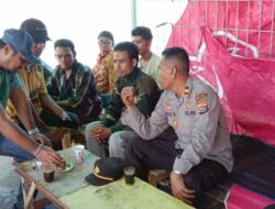 Sat Binmas Polres Bima Kota Gelar Jumat Curhat di Area Pelabuhan Bima, Serap Aspirasi Para Sopir