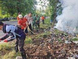 Sambut STQH Provinsi NTB, TNI-Polri, Intansi Hingga Masyarakat Di Alas Gotong Royong Bersihkan Jalan