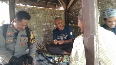 Bhabinkamtibmas Dorong Pemanfaatan Pekarangan untuk Ketahanan Pangan di Desa Batulayar Barat
