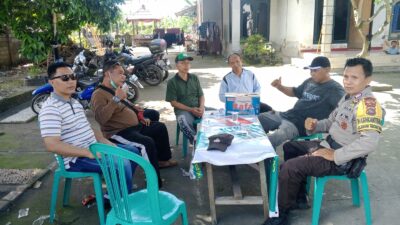 Program Ketahanan Pangan Desa Terong Tawah: Peran Bhabinkamtibmas dalam Pengecekan Lahan dan Pemantauan Harga