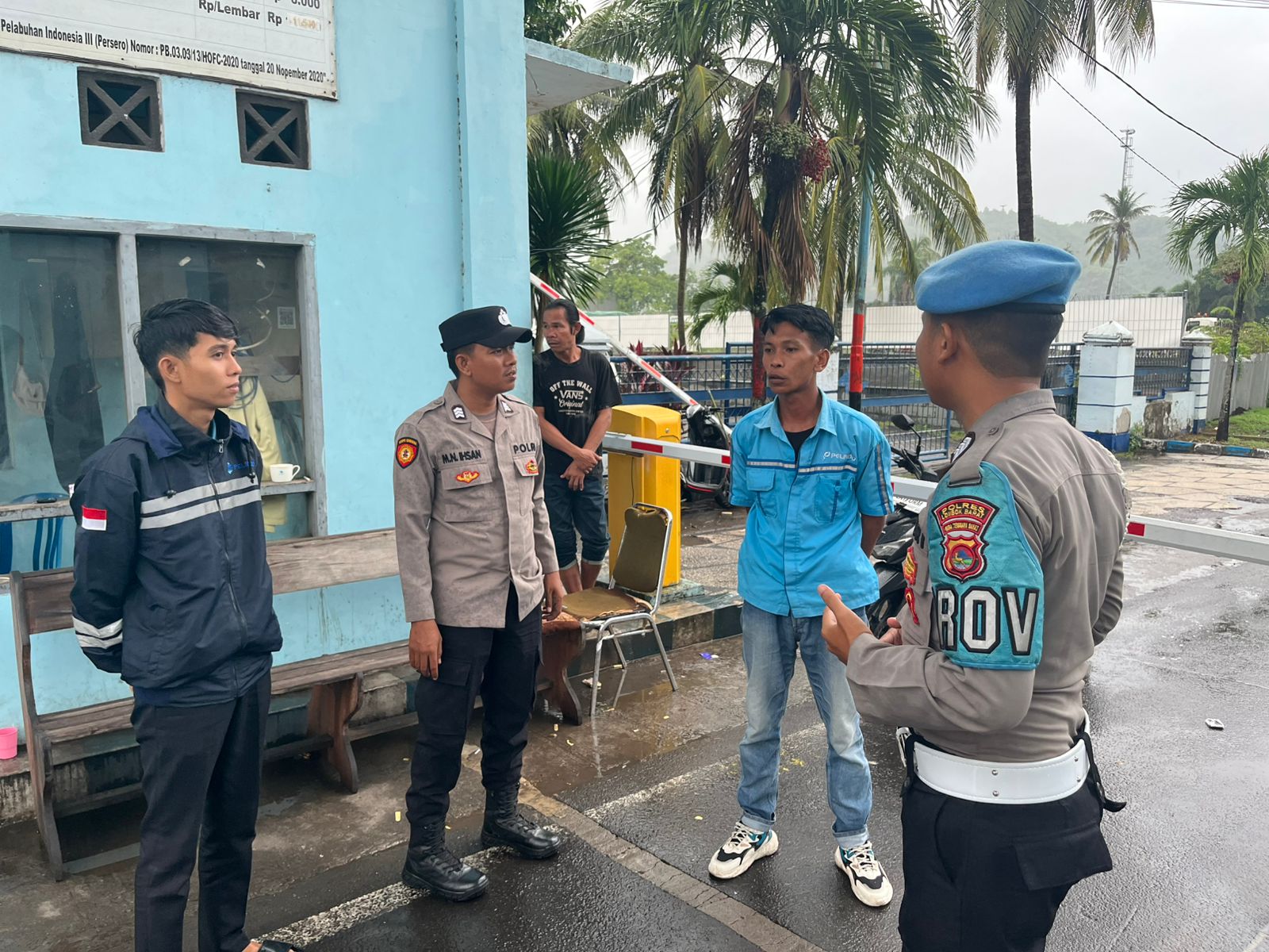 Patroli Polsek Lembar: Upaya Proaktif Jaga Keamanan dan Ketertiban di Pelabuhan Lembar