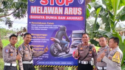 Satlantas Polres Lombok Barat Pasang Spanduk Himbauan untuk Cegah Pelanggaran Lalu Lintas
