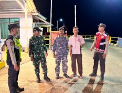 Jamin Keamanan Obyek Vital Pelabuhan, Polsek Kawasan Pelabuhan Laut Poto Tano Rutin Lakukan Patroli