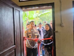 Polisi di Bandung ‘Patungan’, Biayai Perbaikan Rumah Warga Korban Gempa