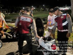 Sat Samapta Polres Sumbawa Barat Gelar Patroli Dialogis Cegah Gangguan Kamtibmas di Kemutar Telu Center