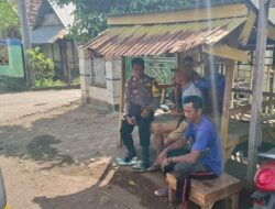 Selalu Hadir Ditengah Masyarakat, Kinerja Bhabinkamtibmas Polsek Soromandi Diapresiasi Warga