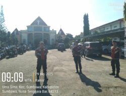 Polres Sumbawa Amankan Ibadah Kenaikan Isa Al Masih di Gereja Katolik Paroki Sang Penebus Sumbawa