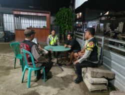 Patroli Malam Polsek Seteluk Sasar Warga Ai Suning, Tegaskan Komitmen Jaga Kamtibmas
