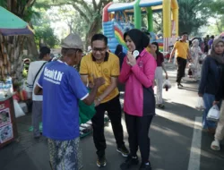 Polres Loteng Berikan Layanan Dan Baksos Gratis Saat Car Free Day.