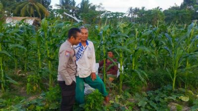 Bripka Rosyidi Motivasi Petani Kuripan Tingkatkan Produktivitas