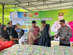 Polres Bima Kota Qurban 15 Ekor Sapi dan 2 Kambing, 1.620 Paket Daging Dibagikan ke Masyarakat