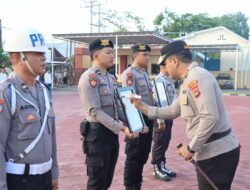 Polres Sumbawa Gelar Upacara PTDH, 2 Personil di Pecat