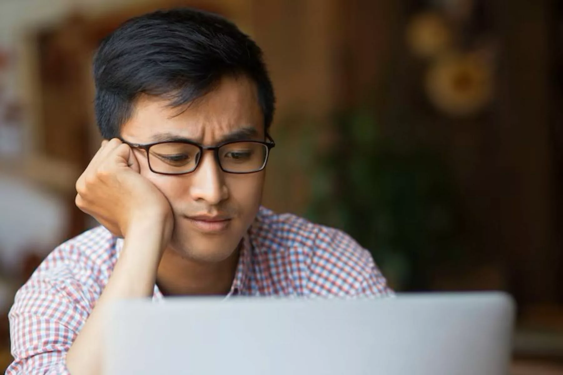 Brain Fog: Multitasking yang Bikin Otak Bodoh?