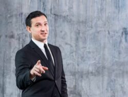 Bos Hebat Justru Jarang Bicara, Ini Alasannya