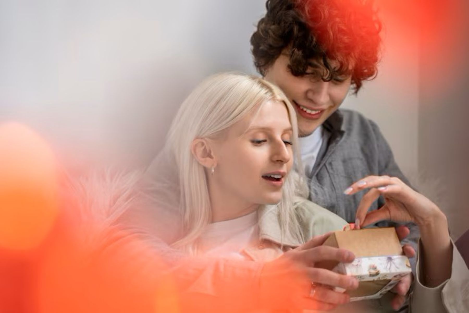 Kenapa Hadiah Mahal dan Cemburu Bukan Bukti Cinta Sejati