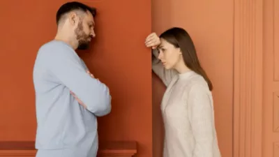 Baik Tapi Menyakiti, Tanda Sedang Dimainkan secara Emosional