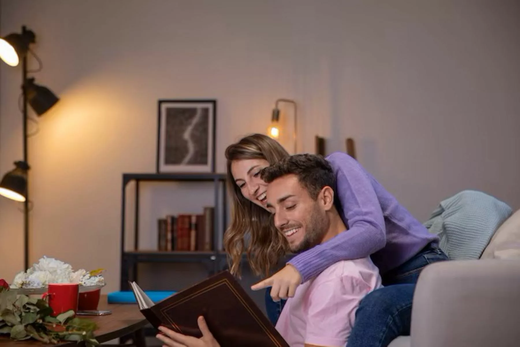 Malam Hari Bisa Jadi Penyelamat Cinta, Kalau Tahu Triknya