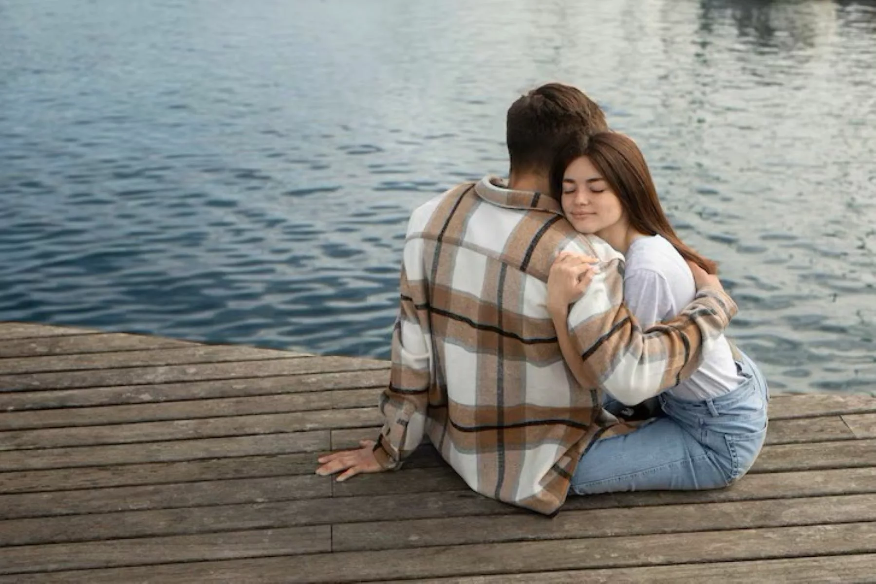 Cinta Sejati Itu Tenang, Bukan Hanya Gairah