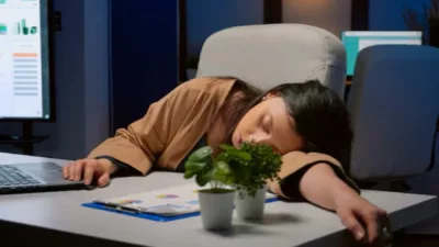 Mood Naik Turun? Coba Ingat Kapan Terakhir Begadang