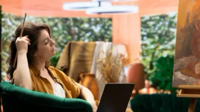 Growth Mindset VS Hustle Culture! Sukses Tenang VS Stres?