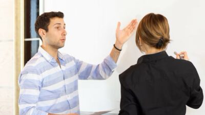 Bukan Hebat, Tapi Haus Validasi: Itu Bisa Jadi Narsistik