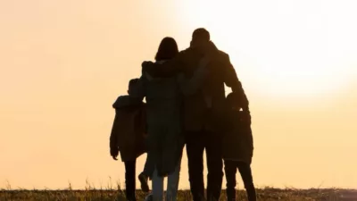 Bukan Harta, Ini 10 Tanda Punya Keluarga Paling Mewah