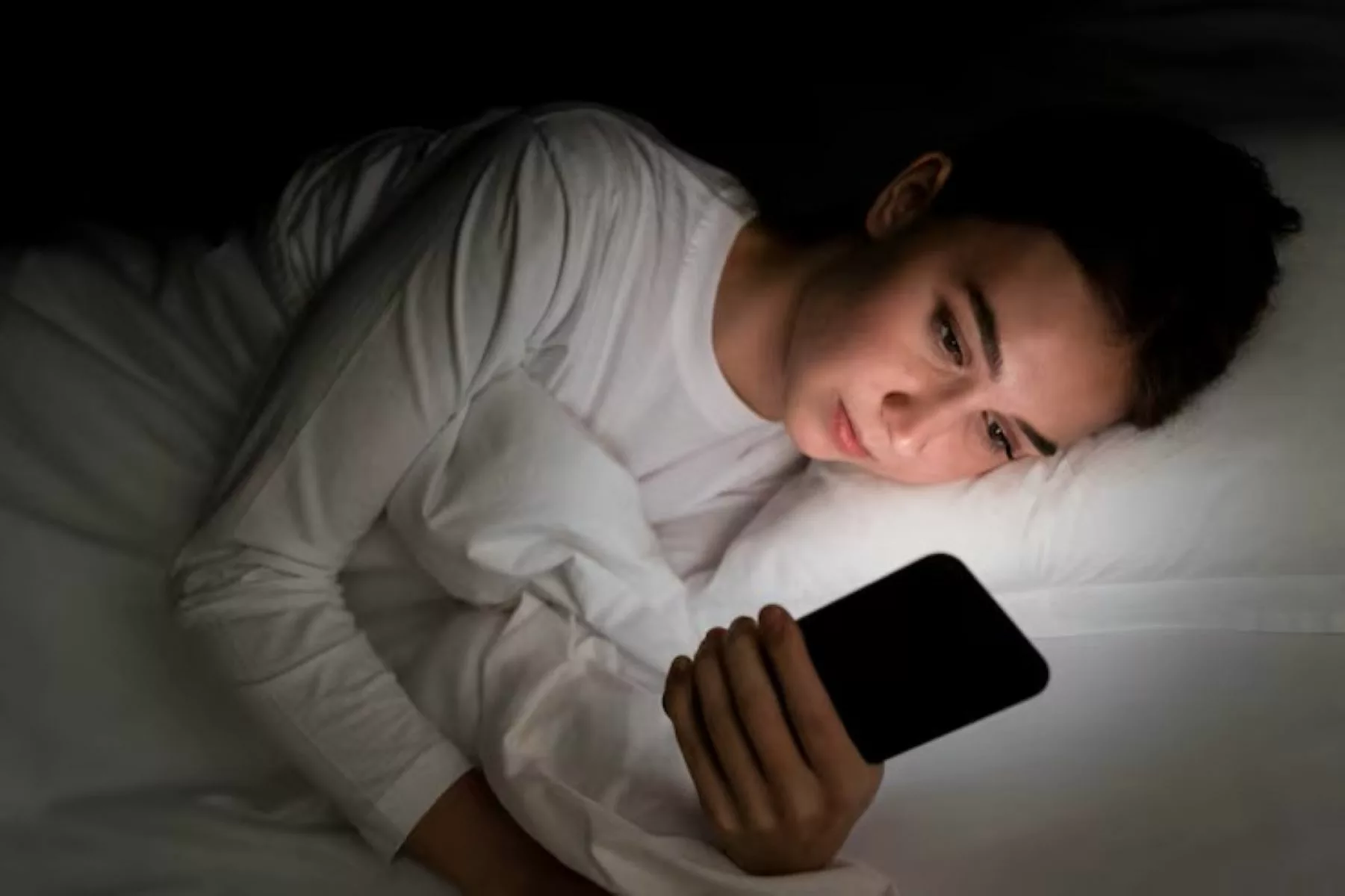 Insomnia Bisa Mengubah Diri Jadi Orang Lain! Ini Penjelasannya