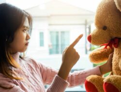 Jangan Ucapkan Ini ke Anak! Efeknya Bisa Seumur Hidup