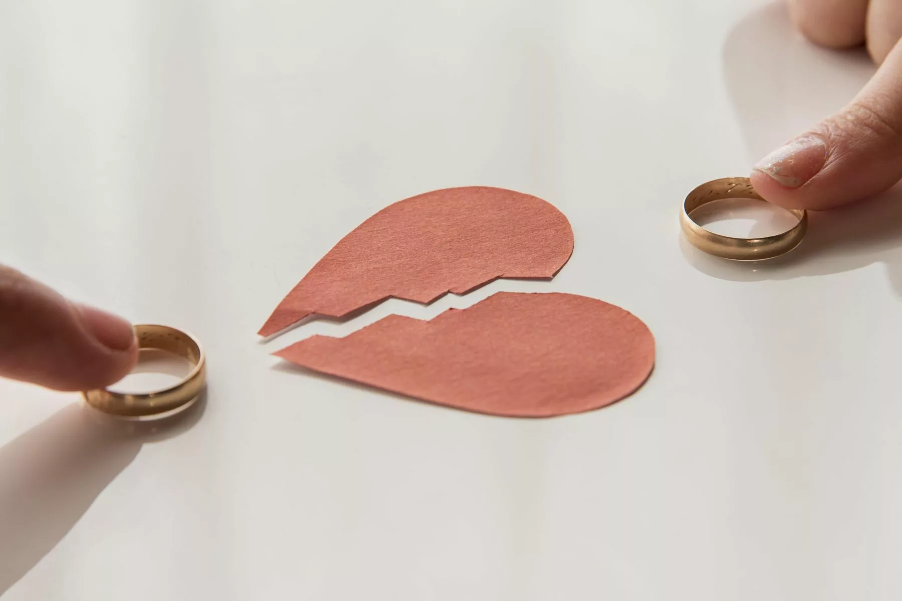 Kalau Kamu Alami Ini, Cintamu Bukan Cinta!