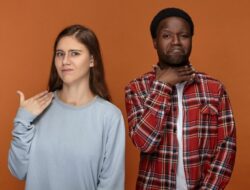 Tertipu Retorika? Begini Cara Bongkar Jenius Kosong