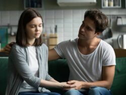 Jangan Takut! Pria Penuh Luka Justru Bisa Jadi Penyelamatmu