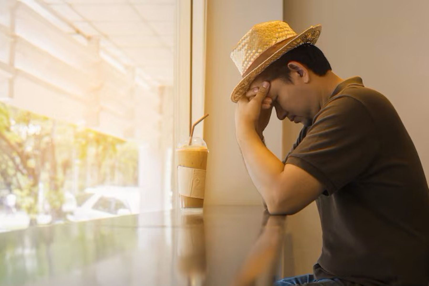 Orang Terlalu Peka Itu Melelahkan, Tapi Ini Sisi Kuatnya!