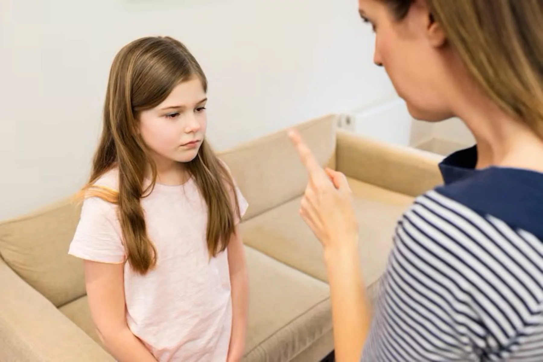 Hati Anak Menjauh? Ubah Cara Kita Bicara