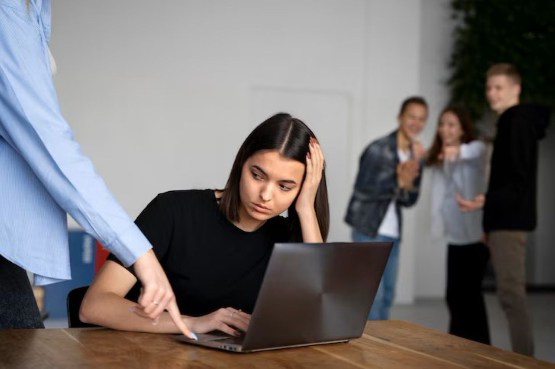 Balas Orang Kasar? Coba Cara Ini, Bikin Mereka Bungkam!