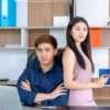 Naksir Rekan Kerja? Ini Batas Aman yang Wajib Diketahui