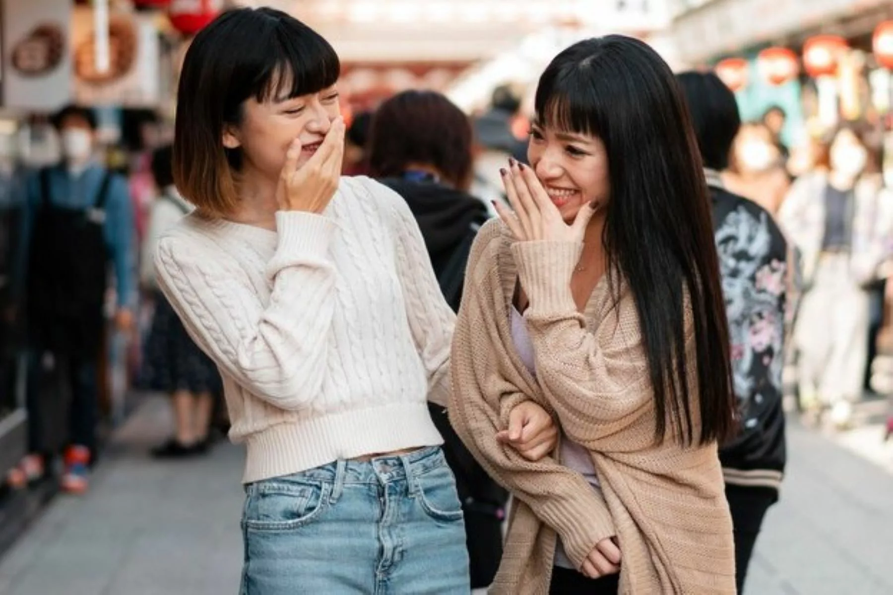 Merasa Tak Disukai Tanpa Alasan? Ini Cara Menyikapinya