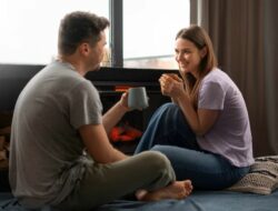 Cinta Itu Omong Kosong, Kalau Ini Nggak Ada di Pernikahan