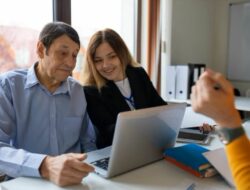 Gen Z & Boomer Kompak: Ogah Jadi Bos!