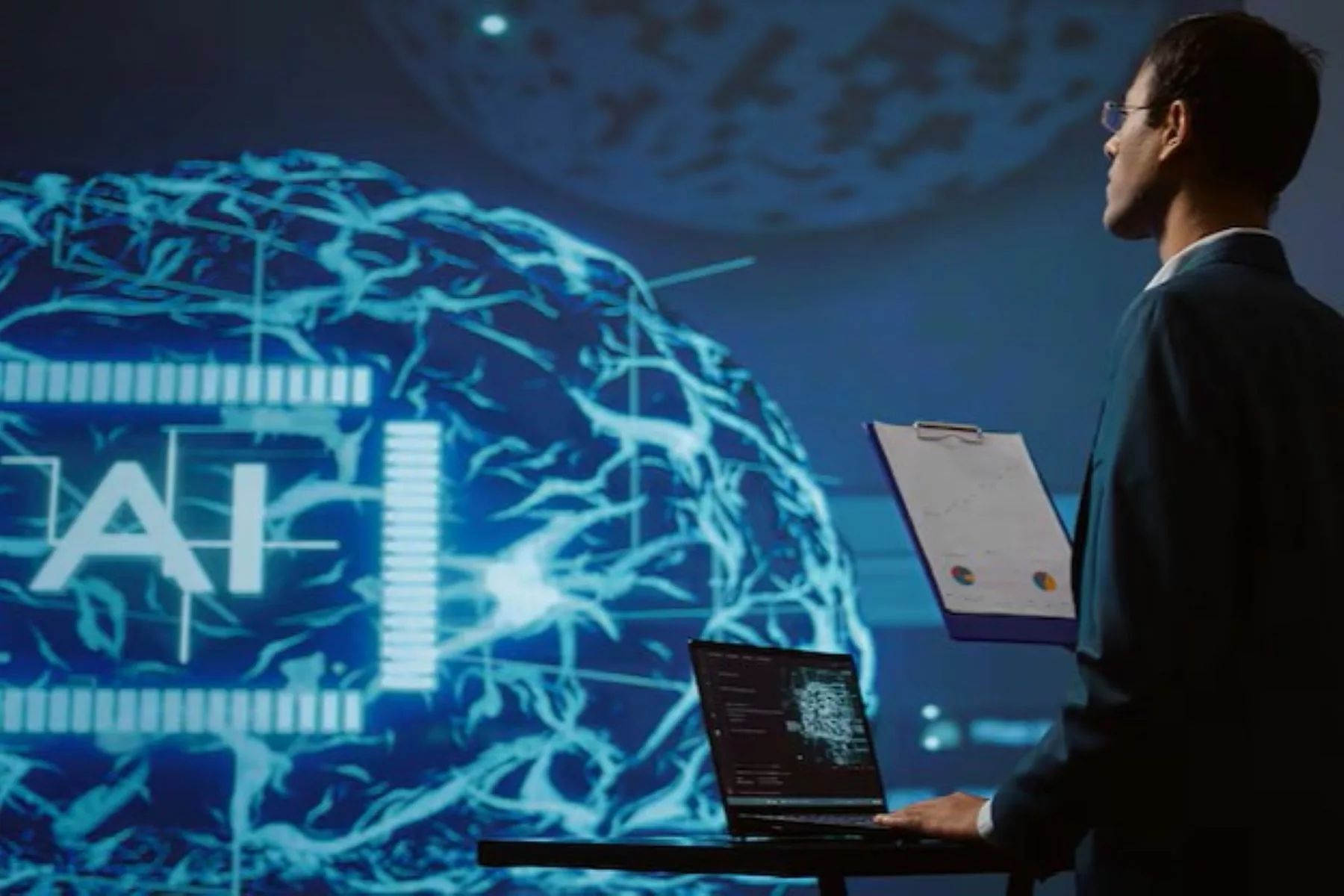 Bukan Lagi Otomatisasi, AI Kini Incar Otak Kita!