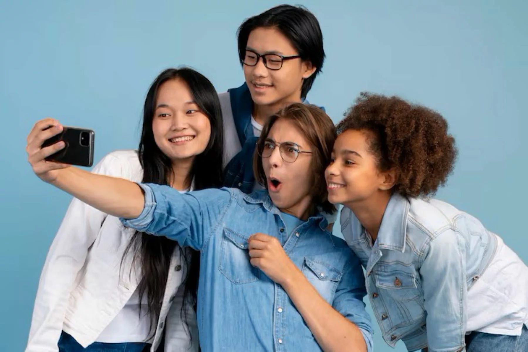 Gen Z Terlihat Kasar? Mereka Cuma Jujur dan Ogah Basa-basi