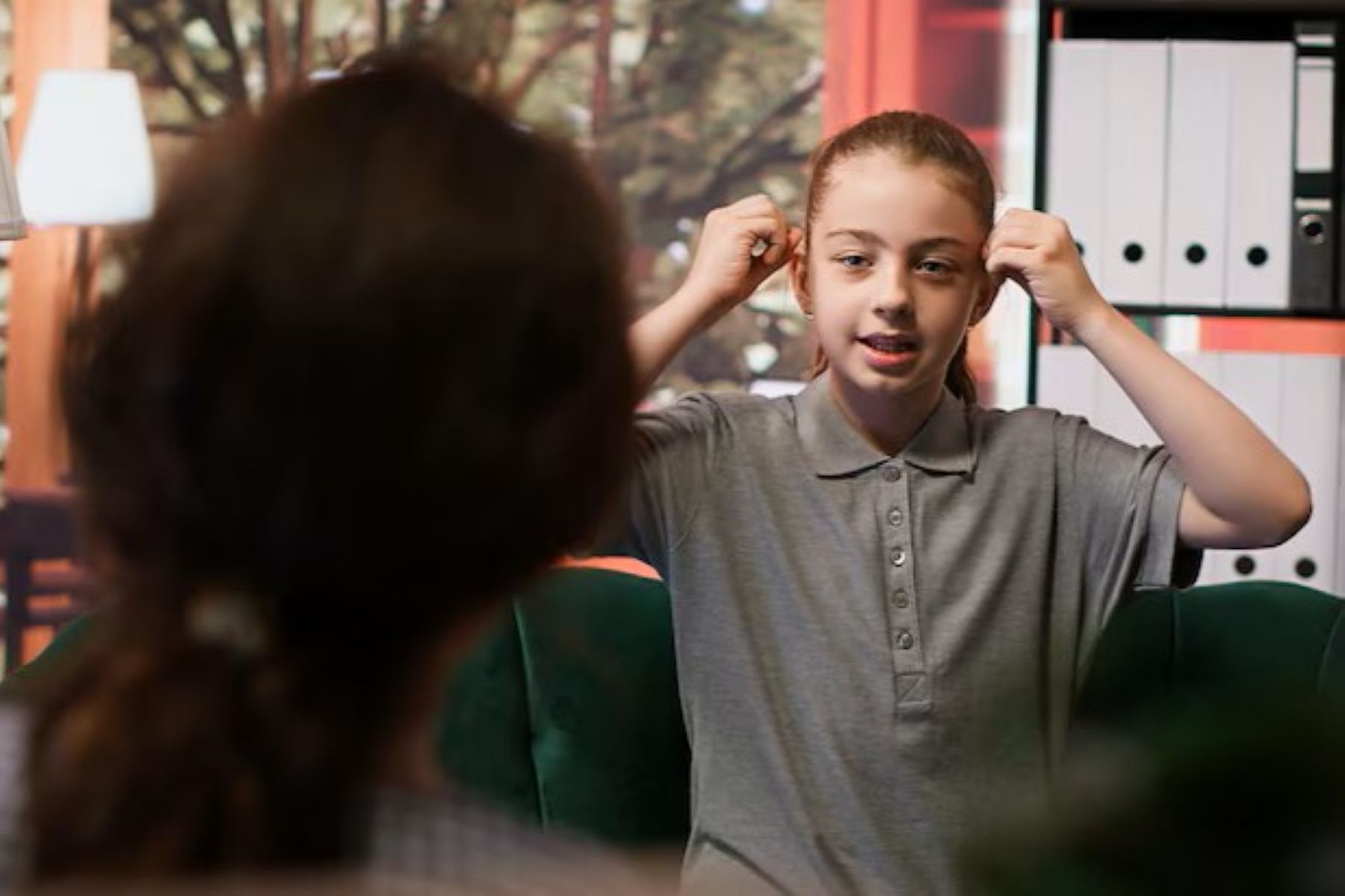 Jangan Salah! Pola Asuh Tegas Bukan Otoriter, Ini Buktinya!